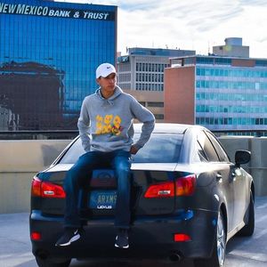 Meet your Posher, Devin